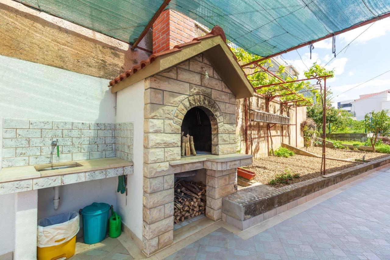 Apartment Beky Подстрана Экстерьер фото